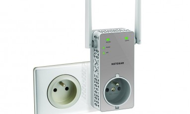 [IP]: Netgear EX3800 – pierwszy wzmacniacz sygnału AC750 wpinany do kontaktu z dodatkowym gniazdem elektrycznym