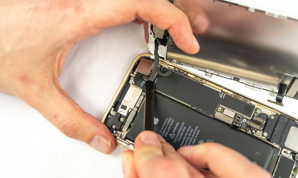 Samodzielna wymiana baterii w iPhone 6s – to łatwiejsze niż myślisz!